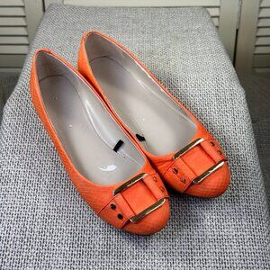 Banana Republic "Balle" Orange Embossed Ballet Flats Gold Buckle Shoes Size 8